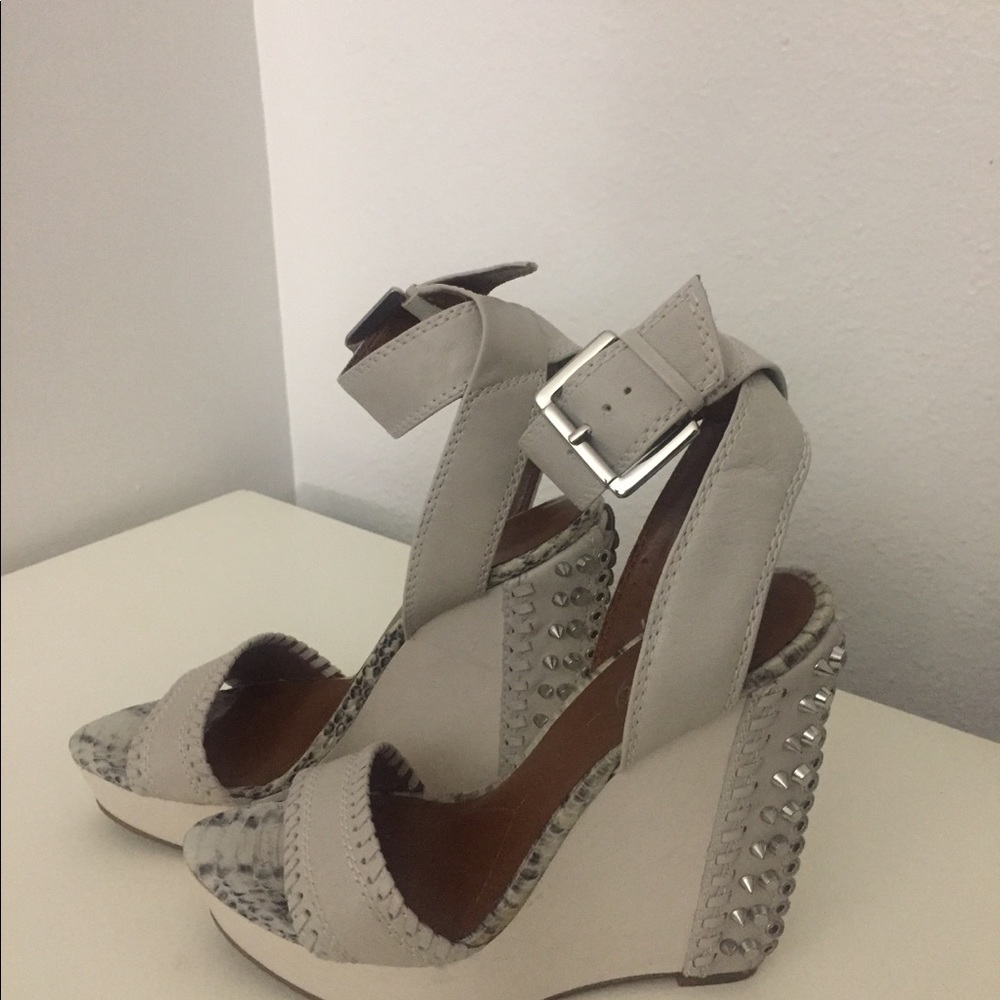 Boutique 9 wedge leather shoe